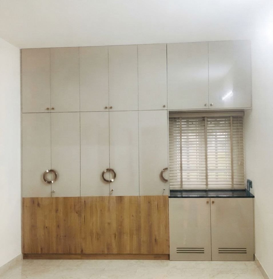 Dual-Tone Beige & Teak Wardrobe