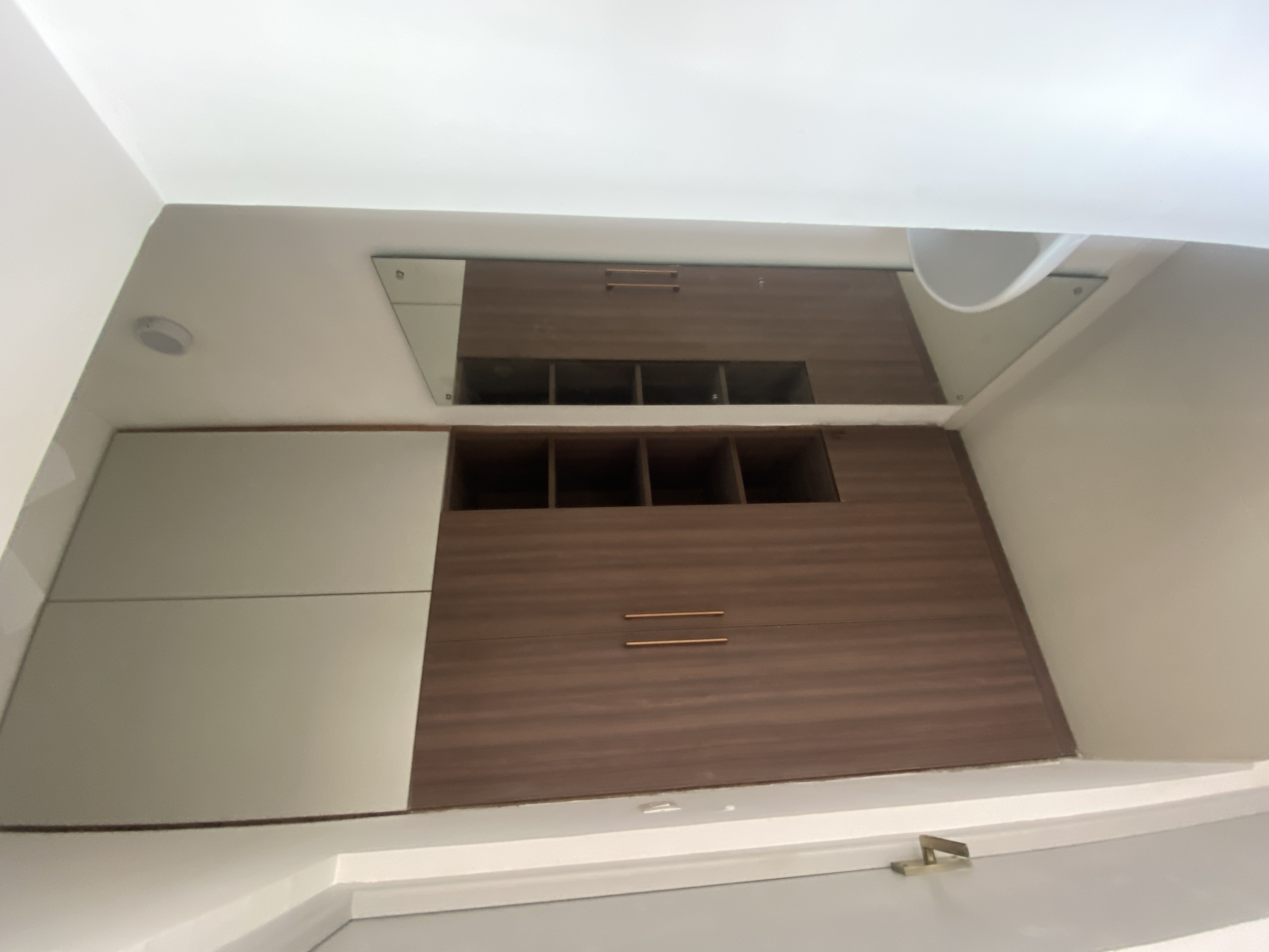 Custom Wardrobes